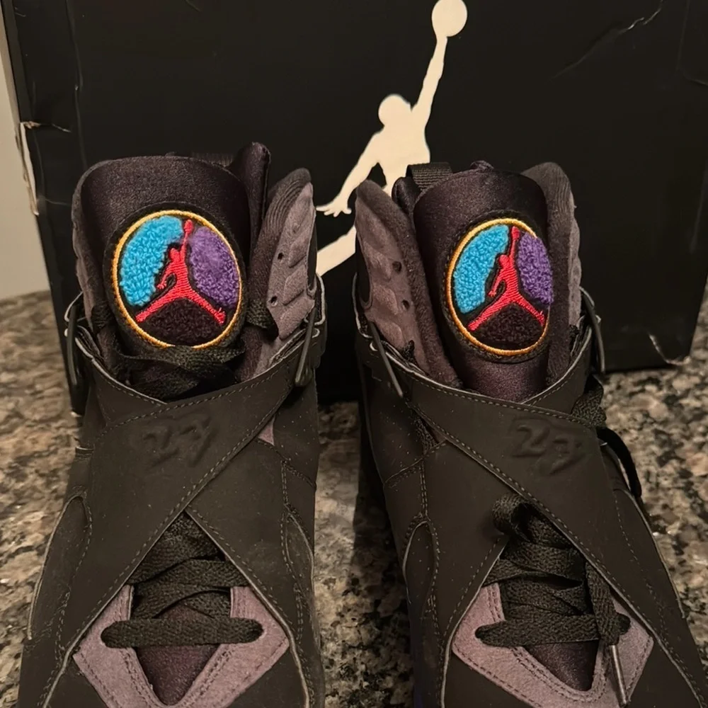 Nike Air Jordan 8 Retro Black and Blue Sneakers EUC 10.5